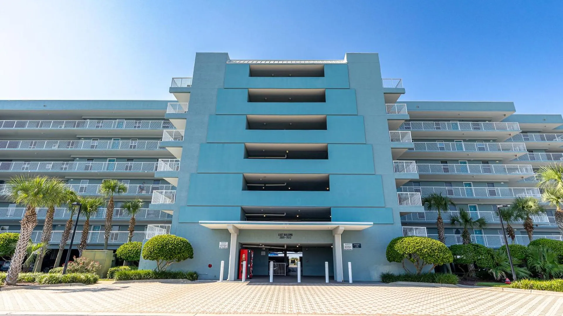 Inlet Reef 301- By Holiday Isle Properties Destin Daire