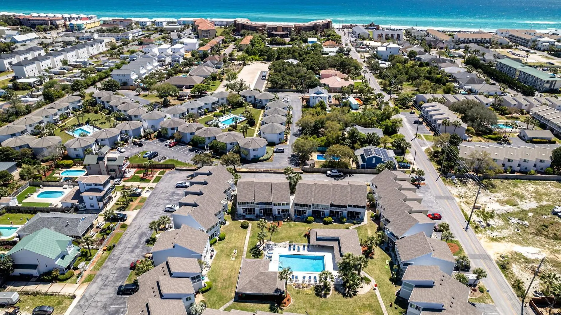 Inlet Reef 301- By Holiday Isle Properties Destin ABD